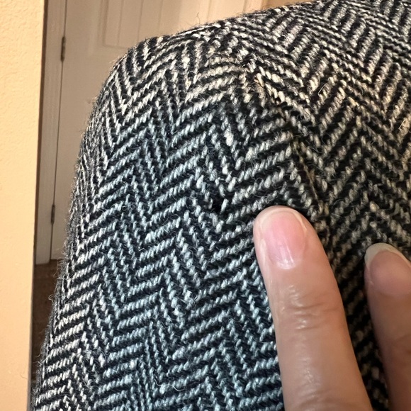 Lauren Ralph Lauren Wool Black and White Tailored Jacket with Notched Lapel - Picture 10 of 16